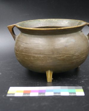 Grapen aus Bronze flach