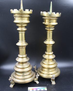 Altarleuchter Löwenziege